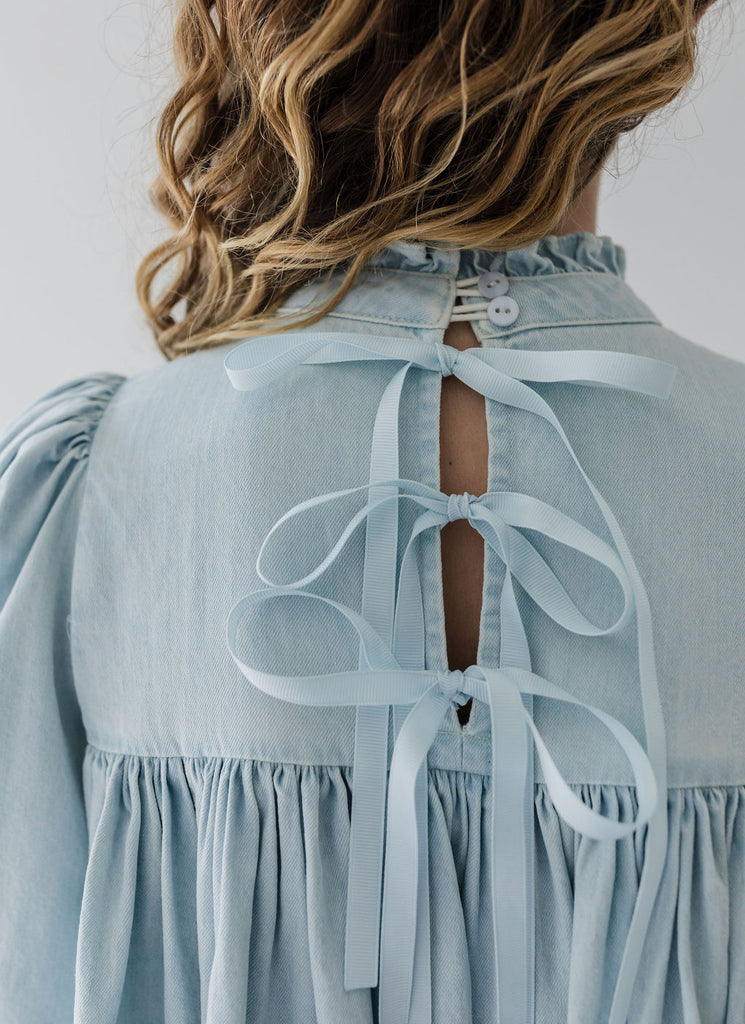 STEPH THE LABEL "Enjoue" Ribbon Trim Chambray Dress