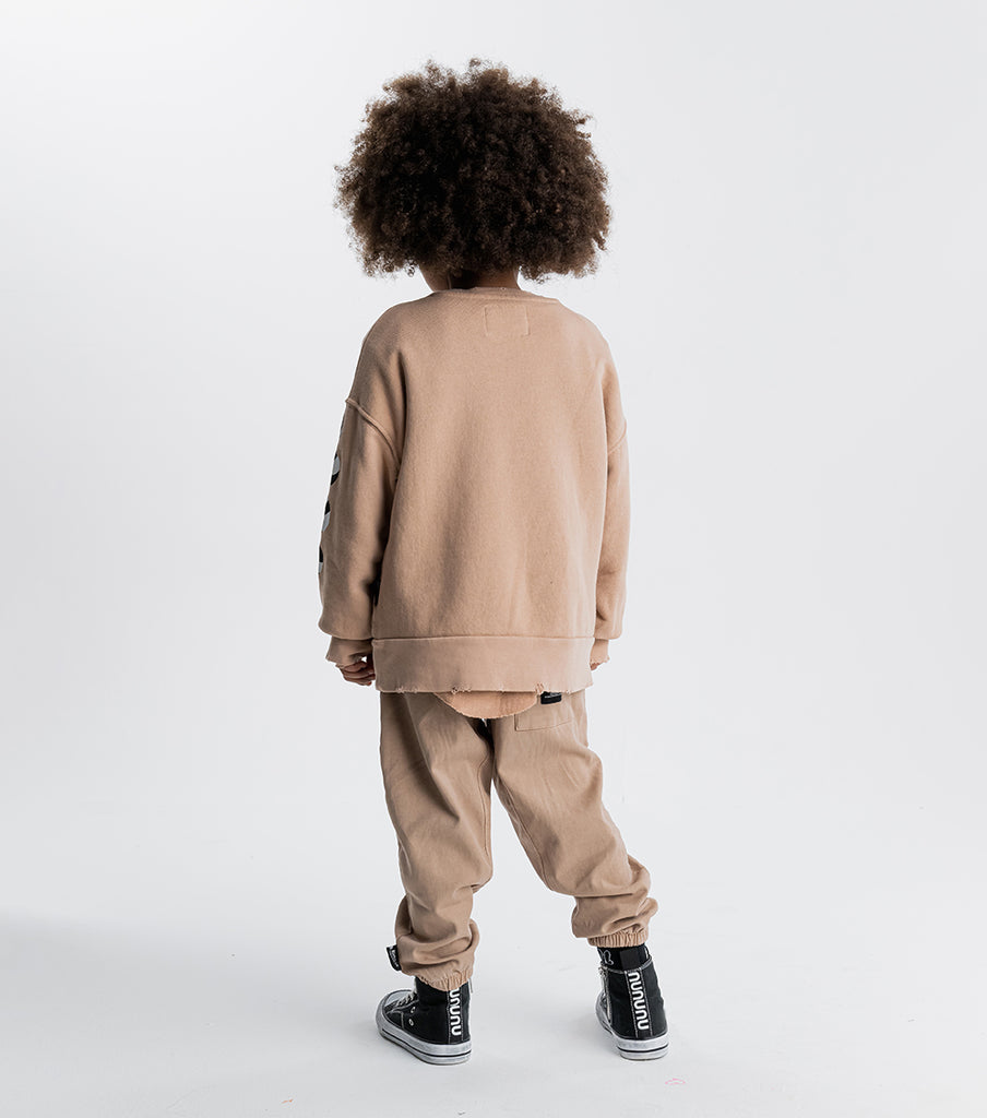 NUNUNU FW23 Bubbly No! Sweatpants in Coffee