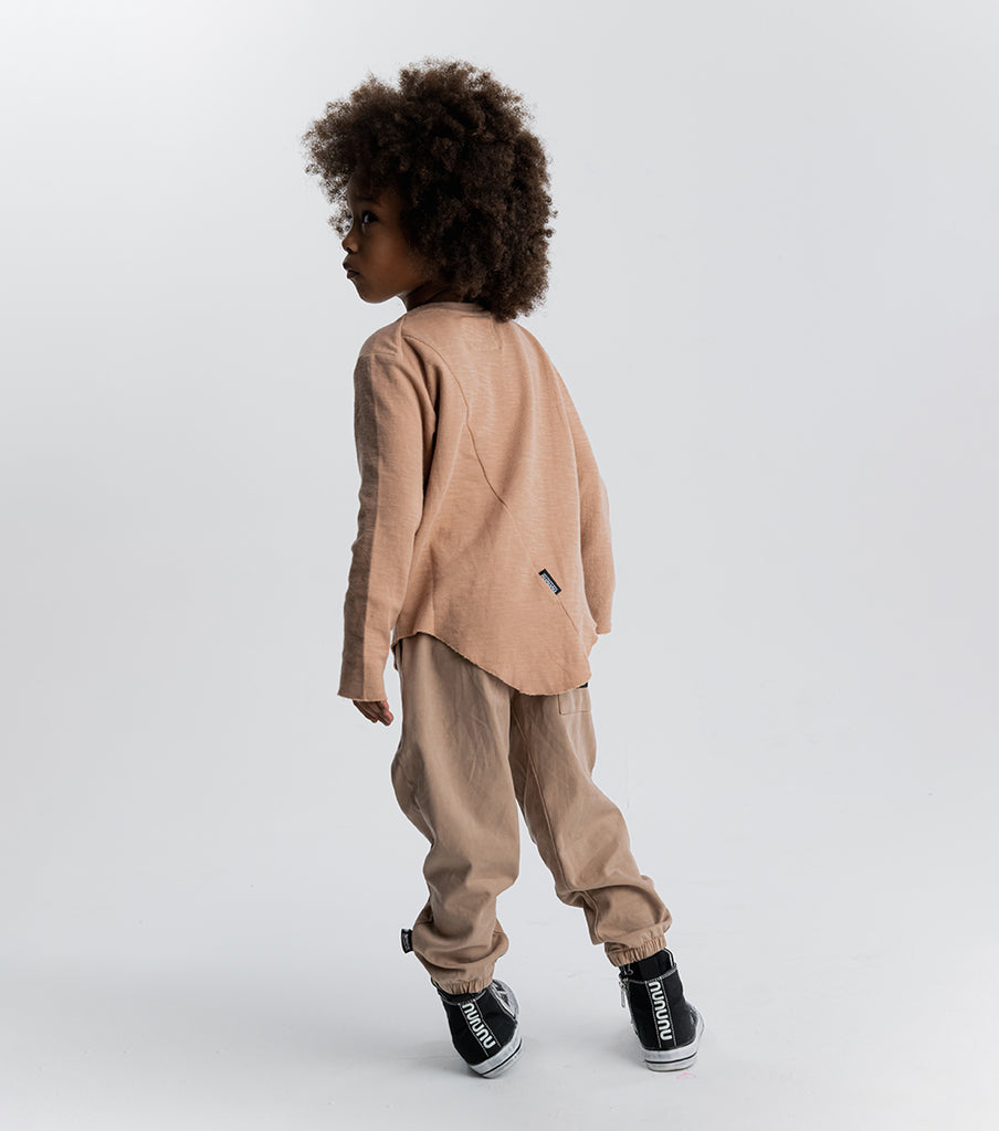 NUNUNU FW23 Bubbly No! Sweatpants in Coffee