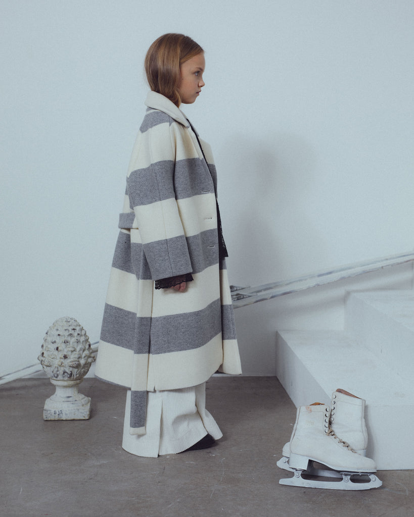 UNLABEL FW23 Friendly Coat in Milk and Grey Stripes